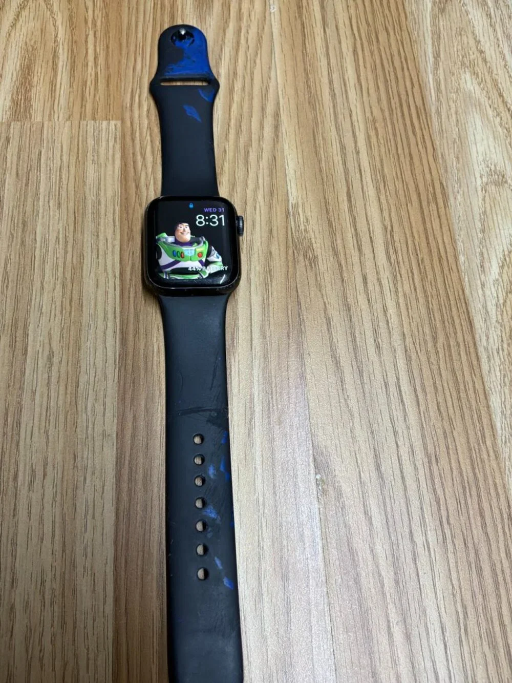 Apple Watch Series 5 40mm Space Gray GPS Smart Watch Locked For Parts Repair